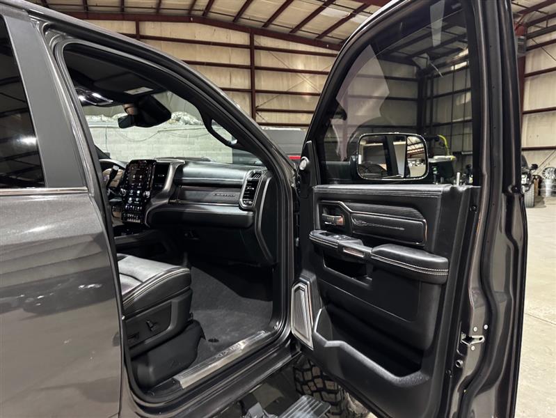 RAM 3500 Limited Mega Cab 4WD DRW 2019