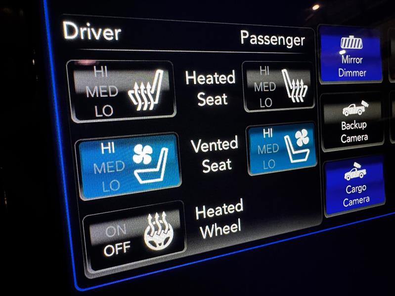 RAM 3500 Limited Mega Cab 4WD DRW 2019