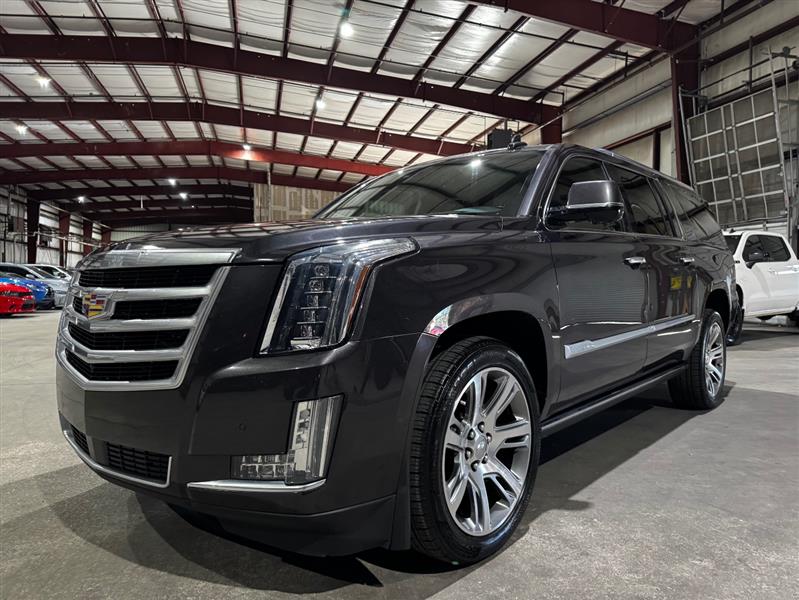 Cadillac Escalade ESV Premium 4WD 2016
