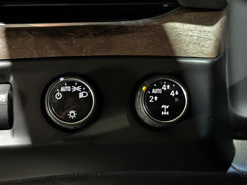 Cadillac Escalade ESV Premium 4WD 2016