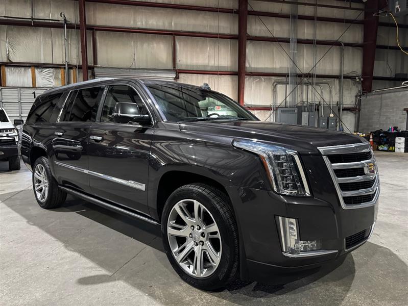 Cadillac Escalade ESV Premium 4WD 2016