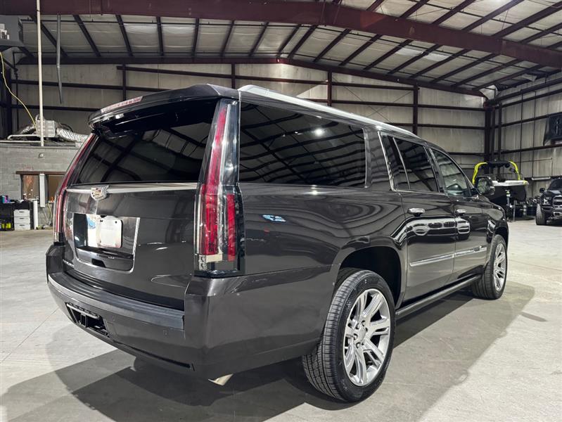 Cadillac Escalade ESV Premium 4WD 2016