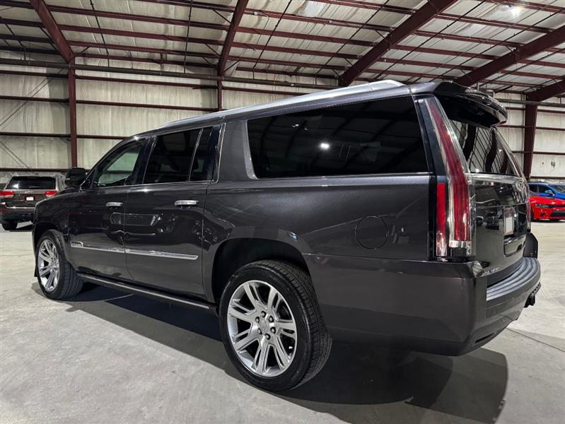 Cadillac Escalade ESV Premium 4WD 2016