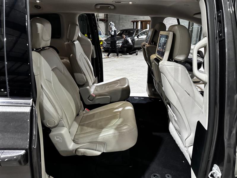 Chrysler Pacifica Touring-L Plus 2017