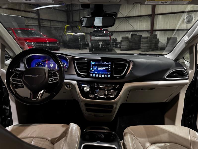 Chrysler Pacifica Touring-L Plus 2017
