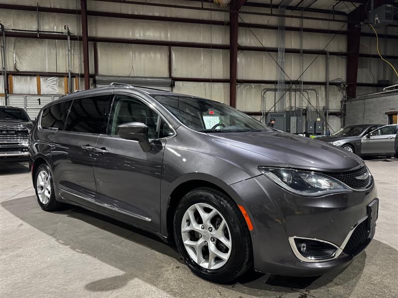 Chrysler Pacifica Touring-L Plus 2017