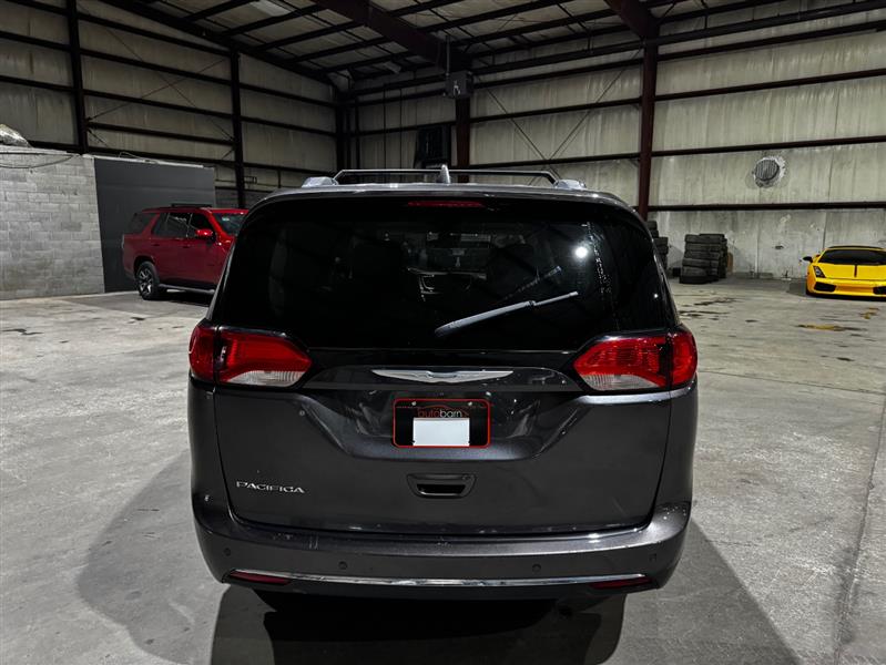 Chrysler Pacifica Touring-L Plus 2017
