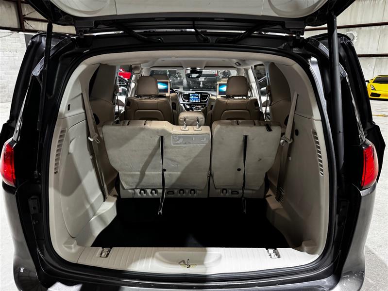 Chrysler Pacifica Touring-L Plus 2017