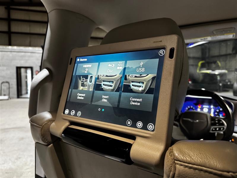 Chrysler Pacifica Touring-L Plus 2017