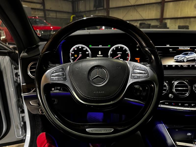 Mercedes-Benz S-Class S550 4MATIC 2014