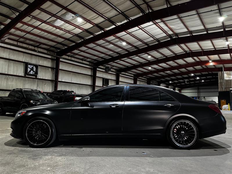 Mercedes-Benz S-Class S550 4MATIC 2014