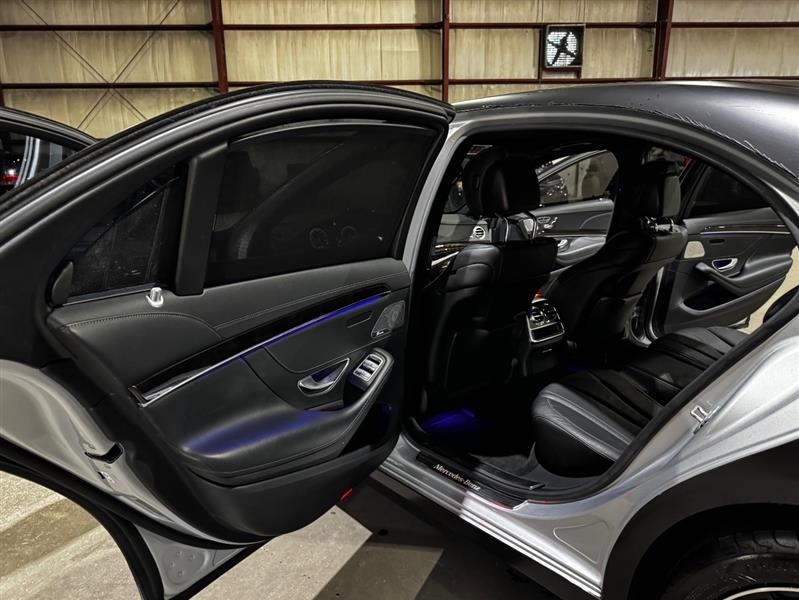 Mercedes-Benz S-Class S550 4MATIC 2014