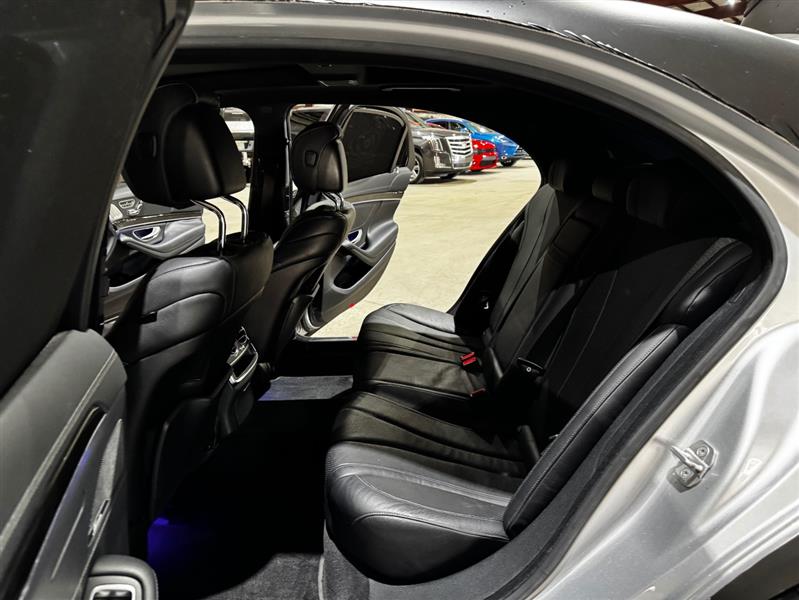 Mercedes-Benz S-Class S550 4MATIC 2014