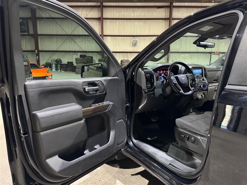 Chevrolet Silverado 1500 LT Crew Cab 2WD 2020