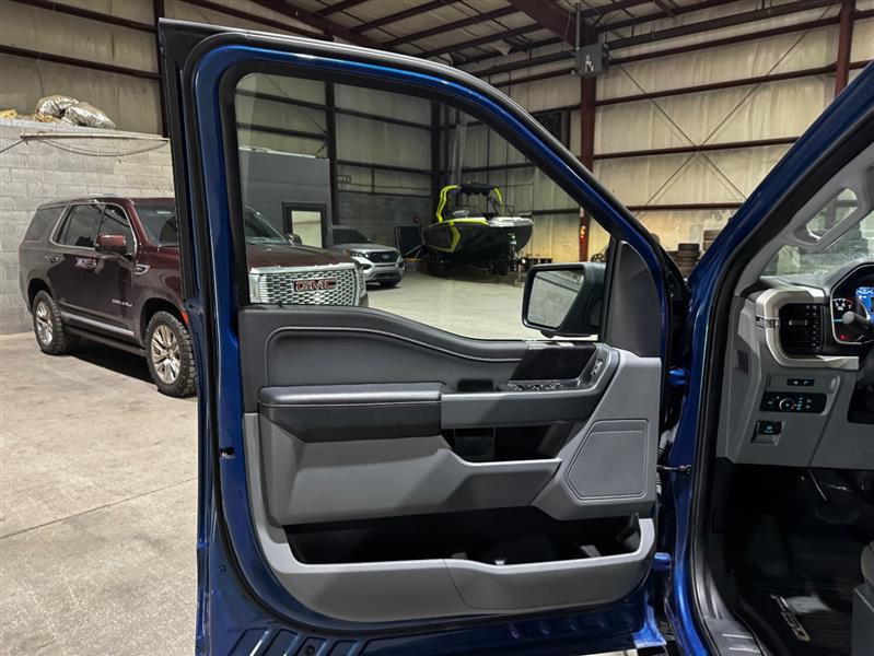 Ford F-150 XLT SuperCrew 5.5-ft. Bed 4WD 2022