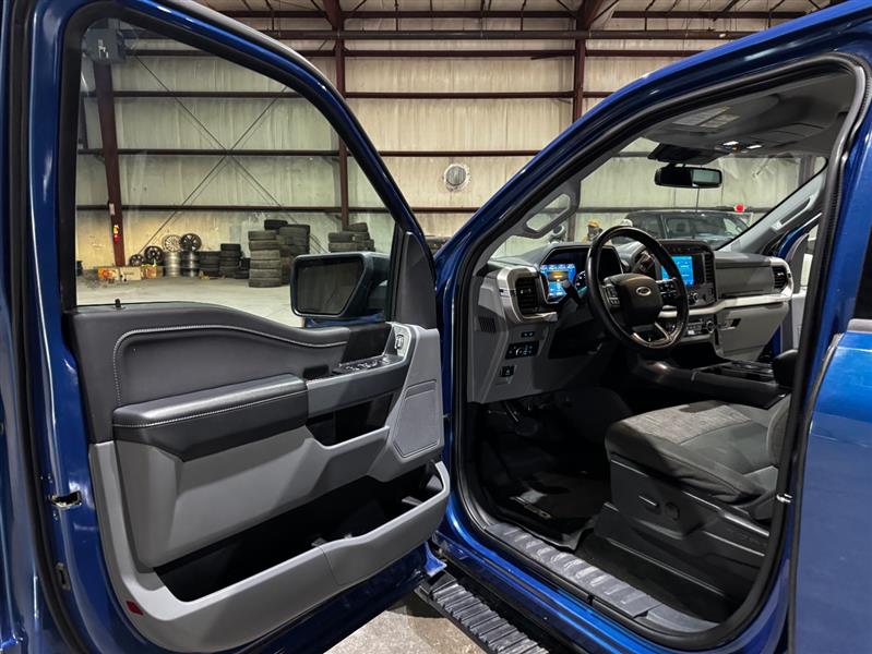 Ford F-150 XLT SuperCrew 5.5-ft. Bed 4WD 2022