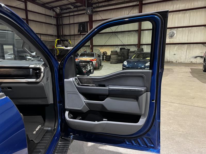 Ford F-150 XLT SuperCrew 5.5-ft. Bed 4WD 2022