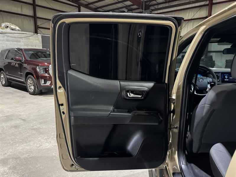 Toyota Tacoma SR5 Double Cab Long Bed V6 6AT 2WD 2018