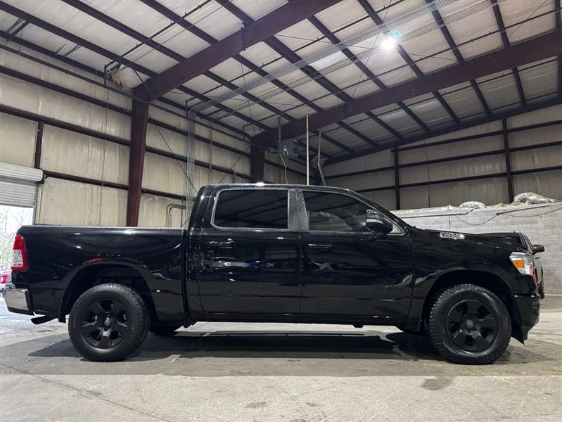 RAM 1500 Big Horn Crew Cab SWB 4WD 2020