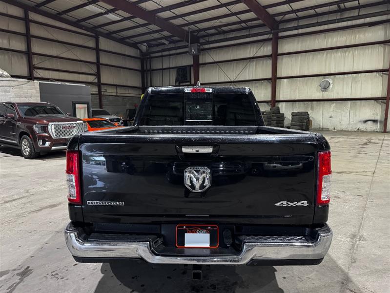 RAM 1500 Big Horn Crew Cab SWB 4WD 2020