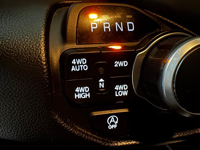 RAM 1500 Big Horn Crew Cab SWB 4WD 2020