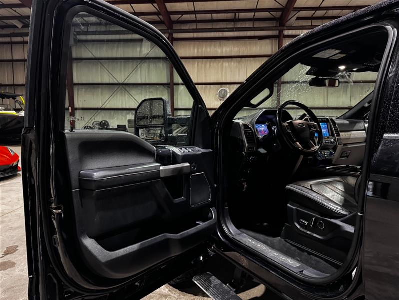 Ford F-350 SD Platinum Crew Cab Long Box 4WD 2020