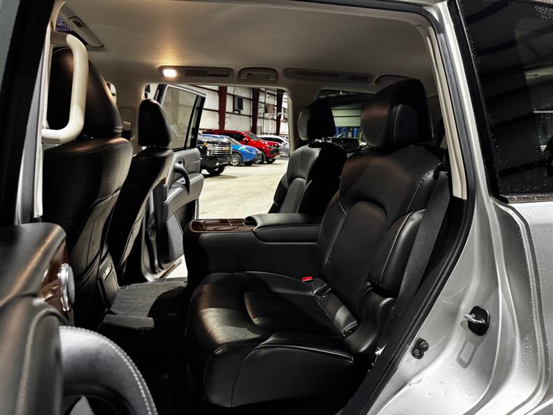 Infiniti QX80 LUXE 2019