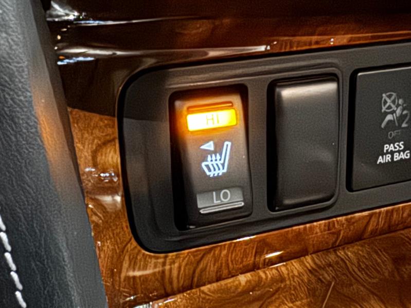 Infiniti QX80 LUXE 2019