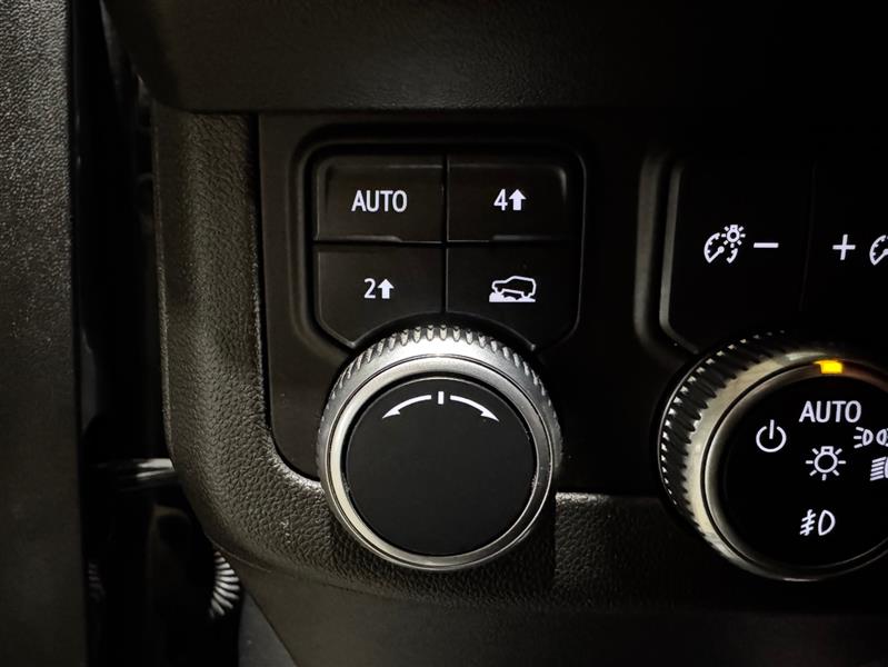 GMC Yukon XL SLT 4WD 2021