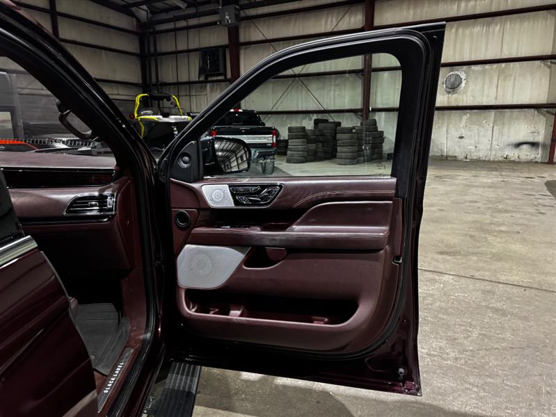 Lincoln Navigator L Black Label 4WD 2018