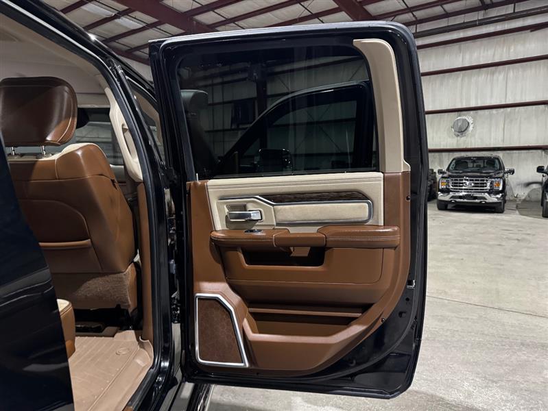 RAM 2500 Laramie Mega Cab 4WD 2019