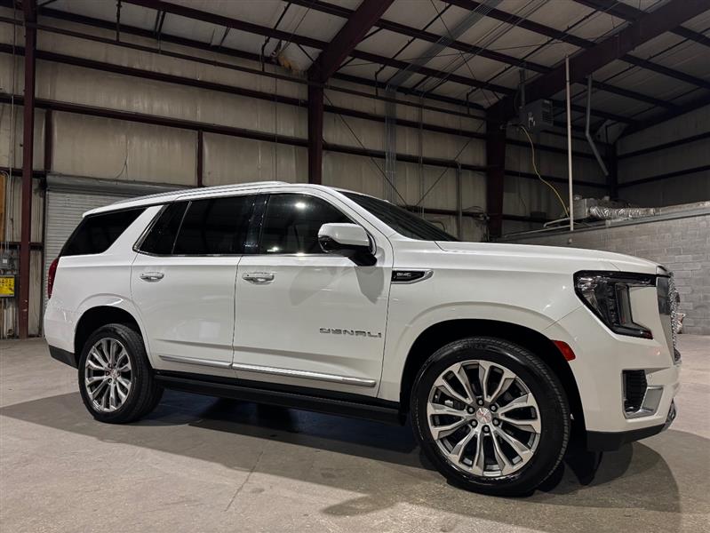 GMC Yukon Denali 2WD 2021