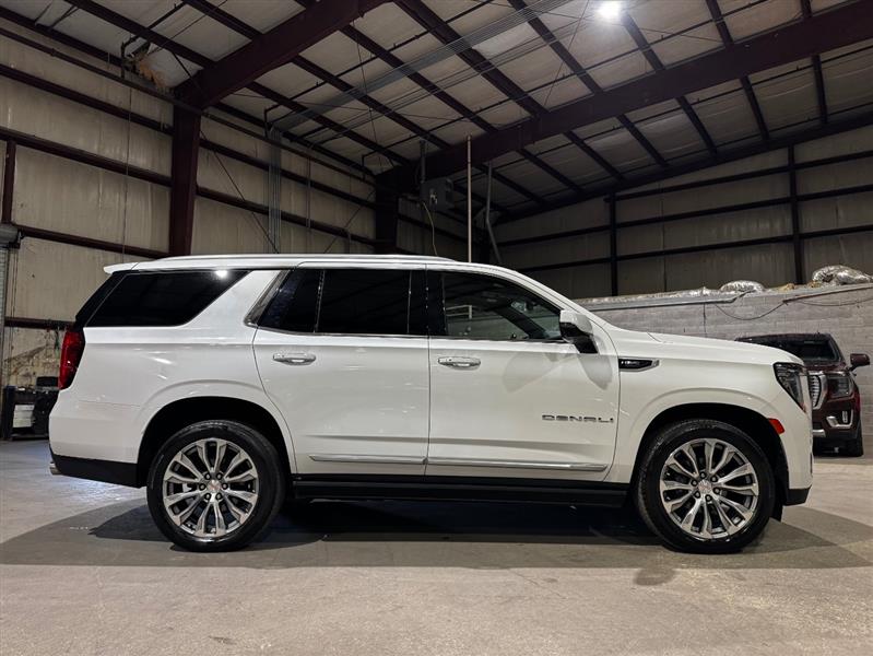 GMC Yukon Denali 2WD 2021