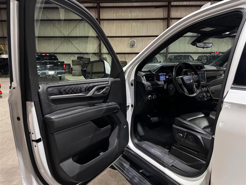 GMC Yukon Denali 2WD 2021