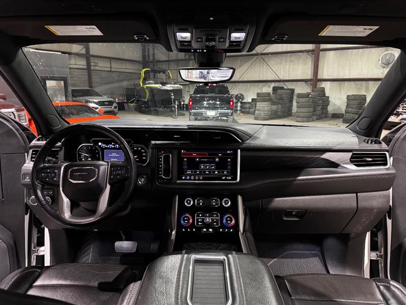 GMC Yukon Denali 2WD 2021