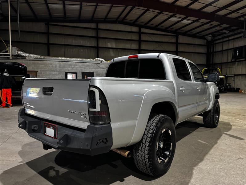 Toyota Tacoma PreRunner Double Cab V6 Auto 2WD 2011