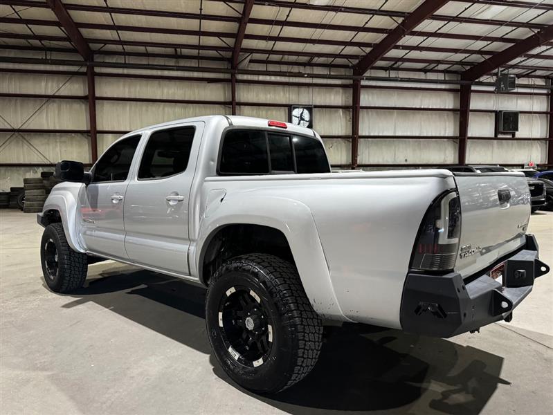 Toyota Tacoma PreRunner Double Cab V6 Auto 2WD 2011