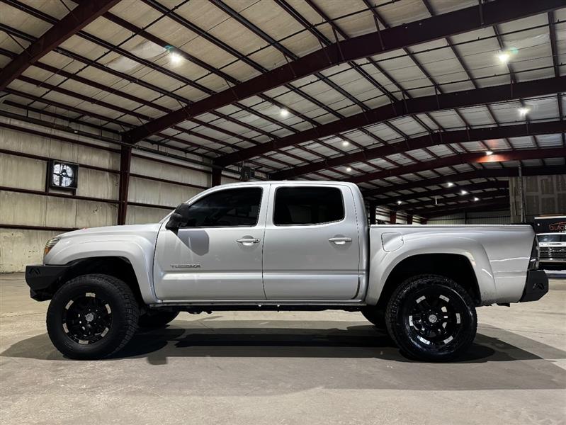 Toyota Tacoma PreRunner Double Cab V6 Auto 2WD 2011