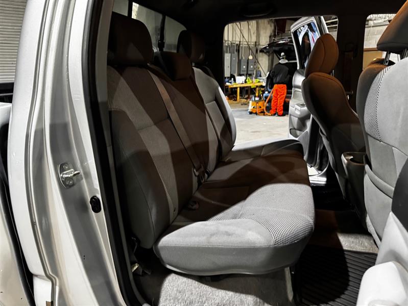 Toyota Tacoma PreRunner Double Cab V6 Auto 2WD 2011