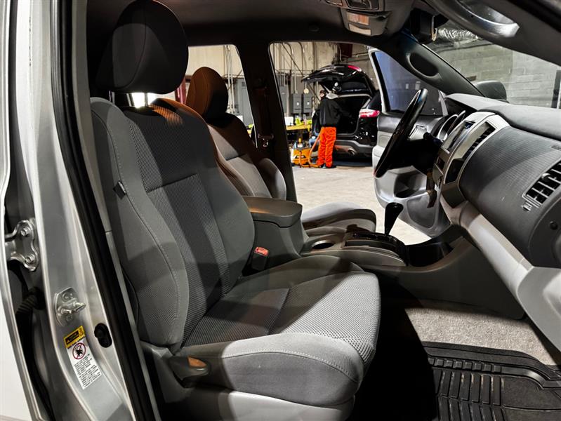 Toyota Tacoma PreRunner Double Cab V6 Auto 2WD 2011