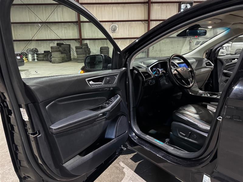 Ford Edge Titanium 2020