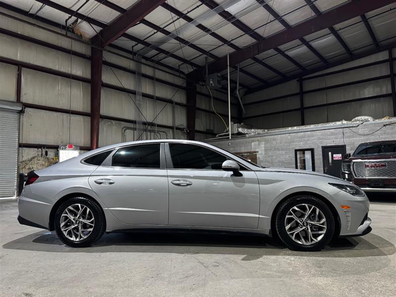 Hyundai Sonata SEL 2023