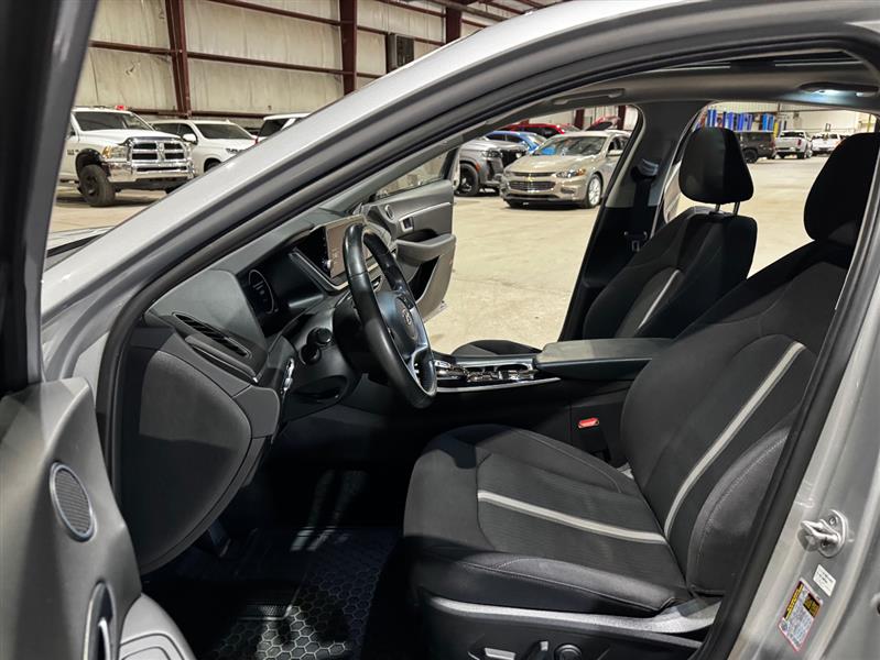 Hyundai Sonata SEL 2023