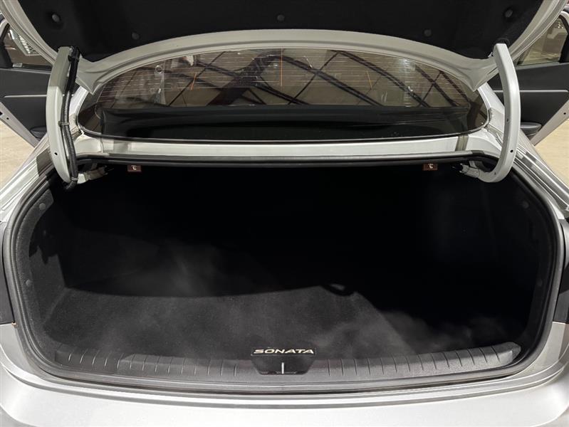 Hyundai Sonata SEL 2023