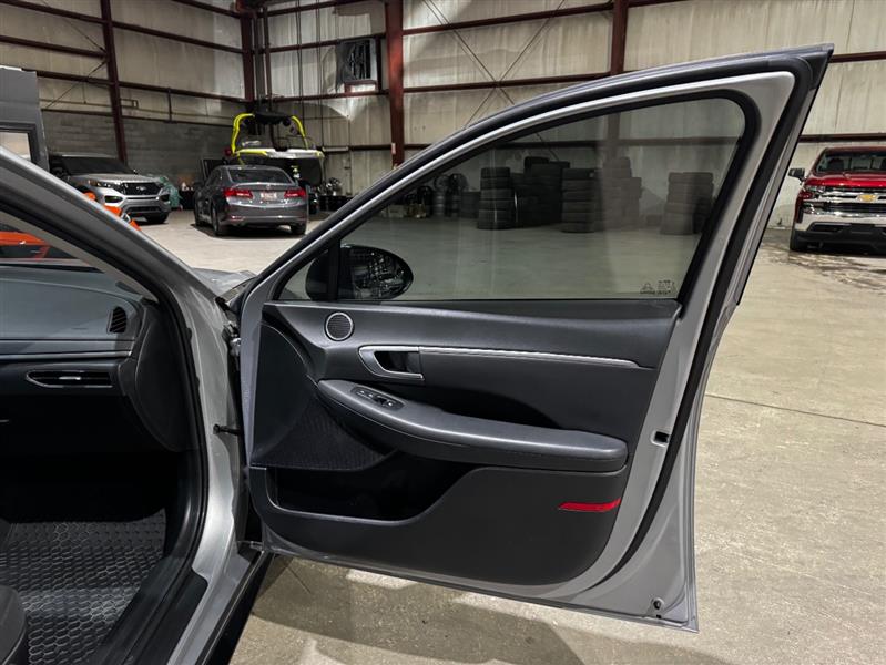 Hyundai Sonata SEL 2023