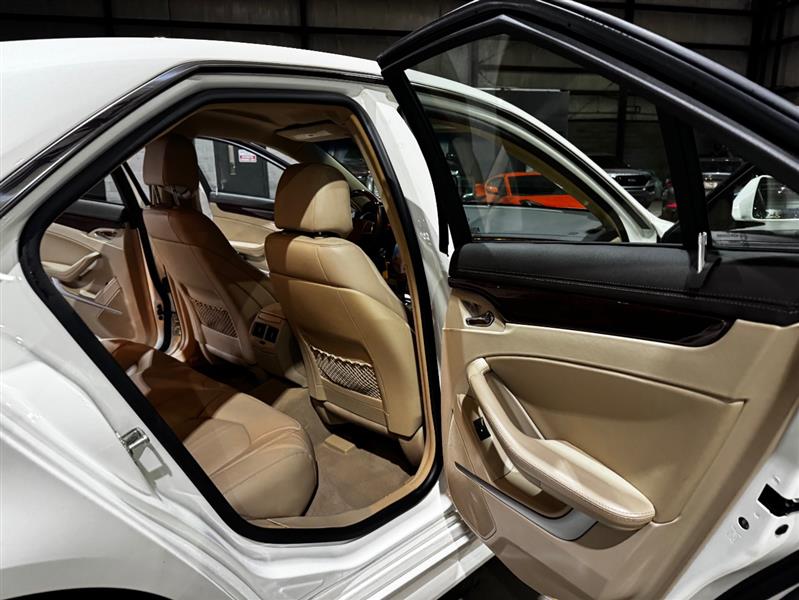 Cadillac CTS 3.0L Luxury 2010