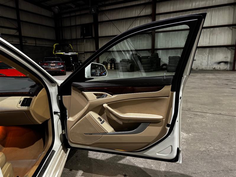 Cadillac CTS 3.0L Luxury 2010