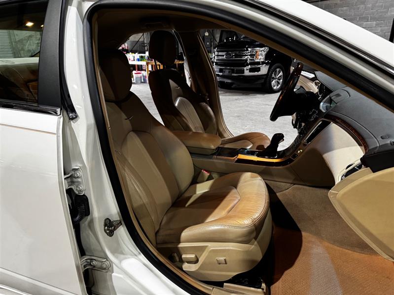 Cadillac CTS 3.0L Luxury 2010