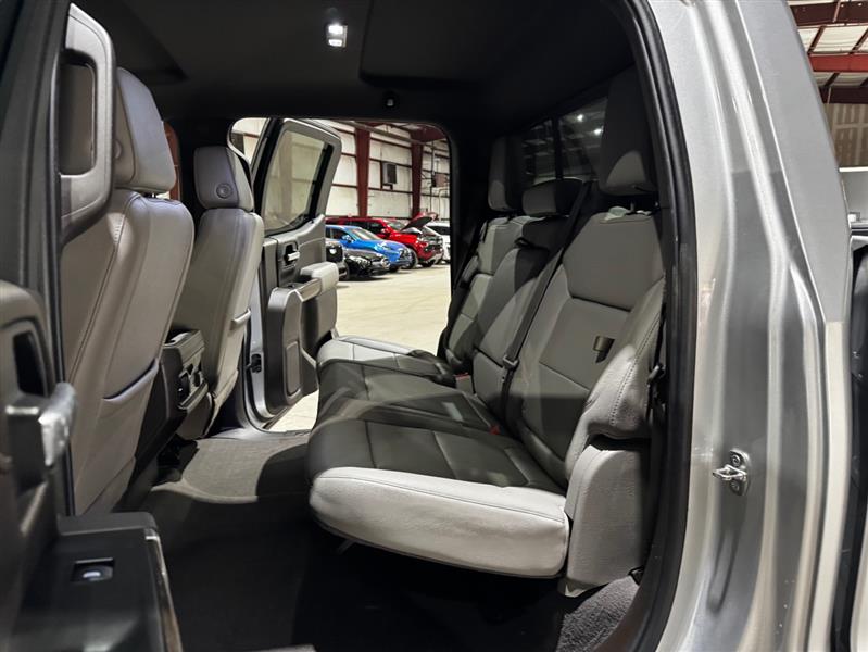 Chevrolet Silverado 1500 RST Crew Cab 2WD 2019