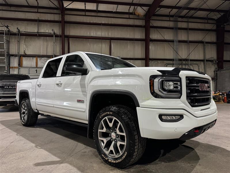 2017 GMC Sierra 1500 SLT Crew Cab Long Box 4WD
